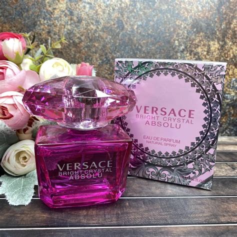 pubblicità profumo versace donna 2024|versace sfilata 2024.